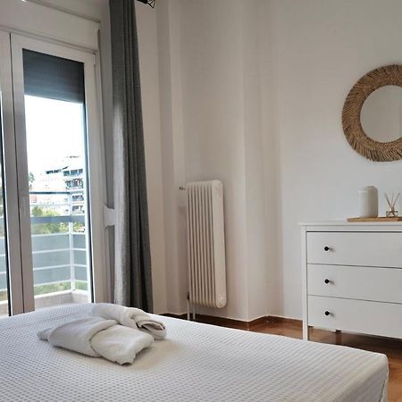 Synpiraeus Apartments & Studios Екстер'єр фото