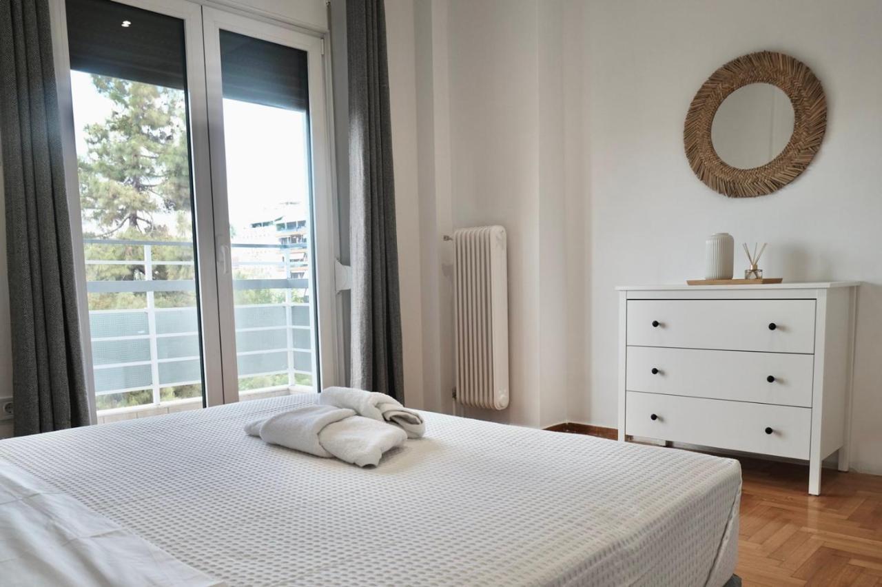 Synpiraeus Apartments & Studios Екстер'єр фото